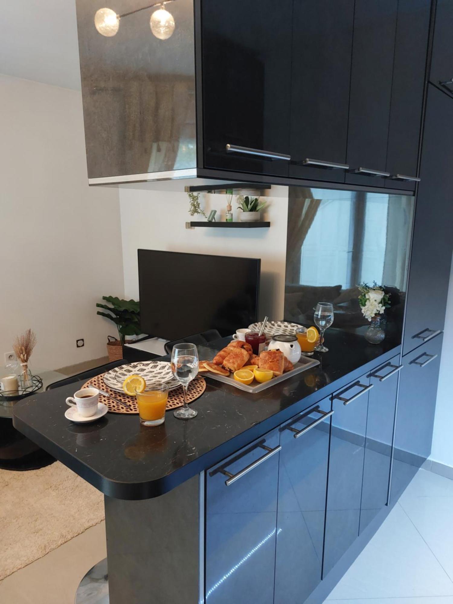 Ferienwohnung The Heynyss'Grace Savigny-sur-Orge Exterior foto
